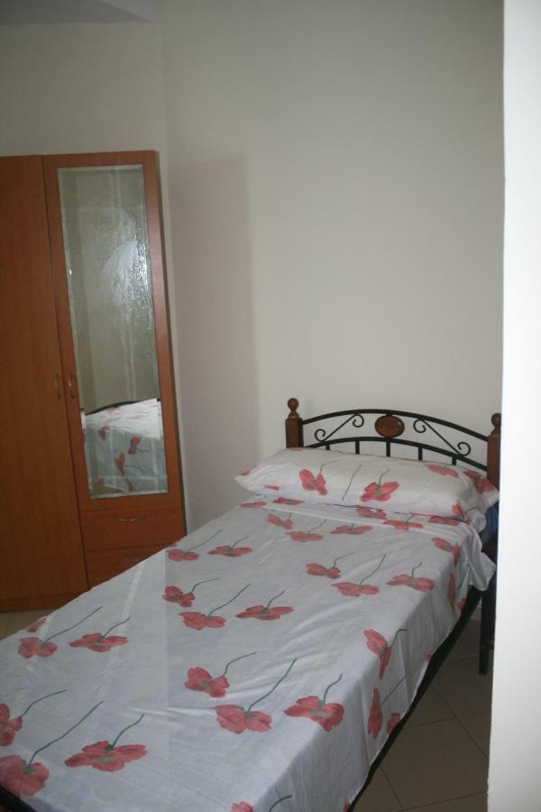 Appartement De Mustapha Larache Bagian luar foto